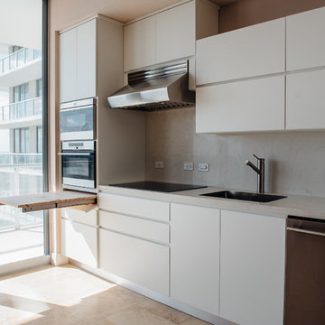 Contemporary Kitchen Update With an Extension Table