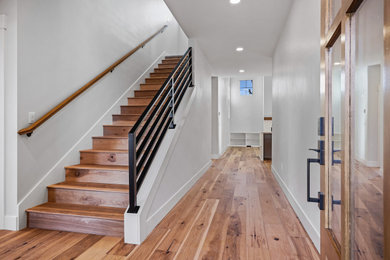Example of a cottage hallway design in Portland