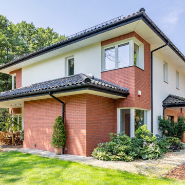 From Surf to Circuit: The Spark Behind Wollongong’s Brightest Homes