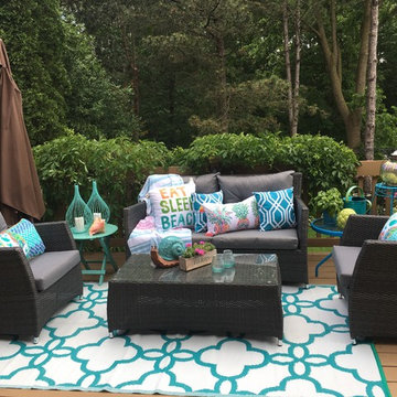 Pleasant View Outdoor Deck Decor