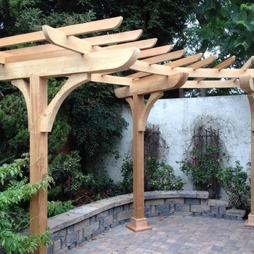 Curved Arbor