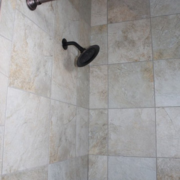 Tub Surround - Leland, Michigan