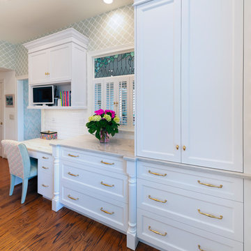 McMillan Place Kitchen by Don Justice Cabinet Makers