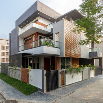 SUN House