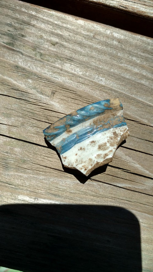 Identifying pottery shard