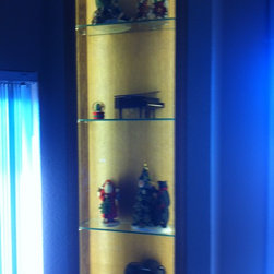 Built-in, lighted curio cabinet - Display And Wall Shelves 
