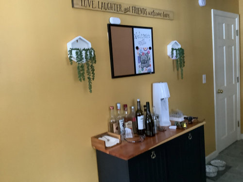 Empty kitchen wall design ideas