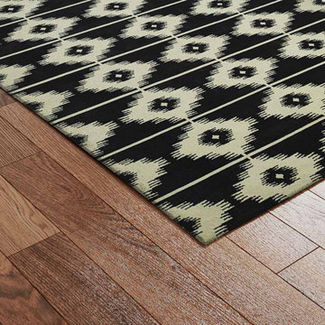 Diamond Hand Knotted Woollen Rug