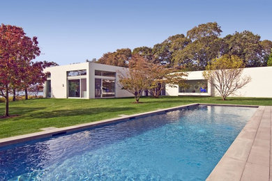 Inspiration for a contemporary pool remodel in New York