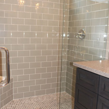 Transitional Kitchen in West Sacramento