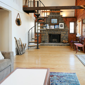Hillcrest Cottage By The Sea
