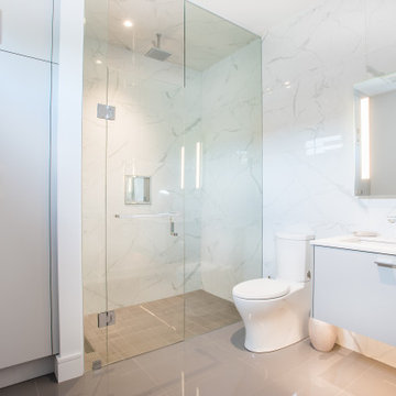 Modern Masterpiece on 33’ Lot