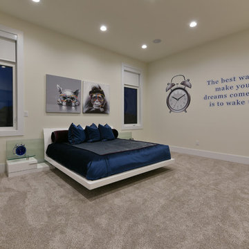 LUXURY SHOWHOME on WINDERMERE DRIVE