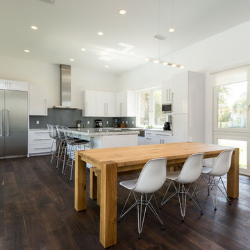 Contemporary Beach Project