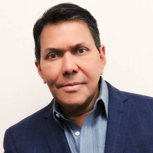 Aron Govil