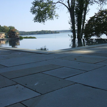 Vanishing Edge Pool & Spa Bantam Lake