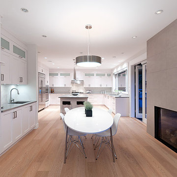 2893 Aurora, North Vancouver