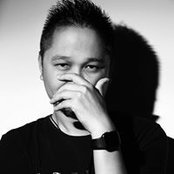 Harry Weng's photo