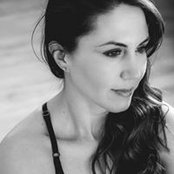Rosanna Shillolo's photo