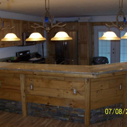 Rustic Knotty Oak - Kitchen Cabinetry