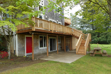 Deck - traditional deck idea in Portland
