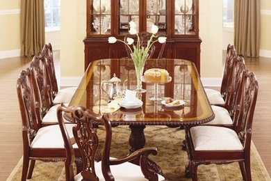 Inspiration for a contemporary dining room remodel in New York