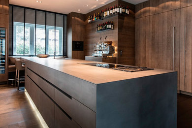 Inspiration for a contemporary kitchen remodel in Dusseldorf