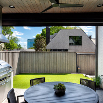Screened in back patio
