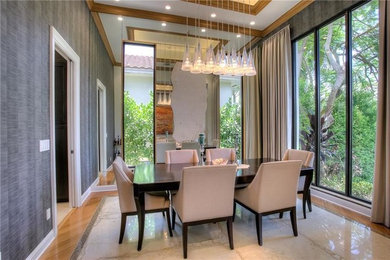 Inspiration for a dining room remodel in Miami