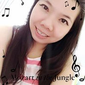 Eliz Lee's photo