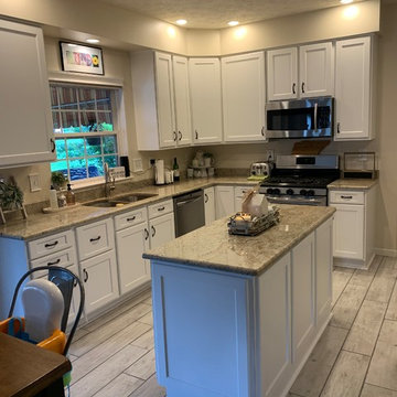 white kitchen cabinet refacing