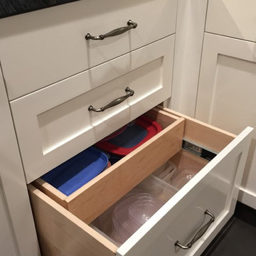 Double drawer for tupperware