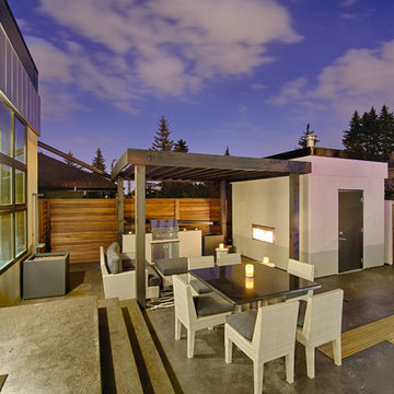 California Contemporary in the Heart of Calgary