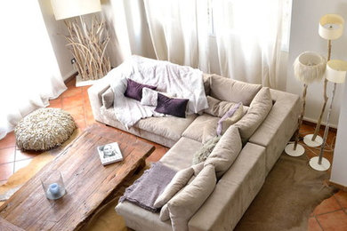 Idée de décoration pour un salon minimaliste.