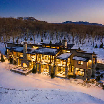 Mountain Modern Lodge