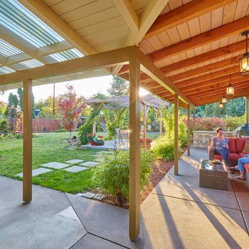 Eugene Outdoor Living Space with Kitchen and Hot Tub