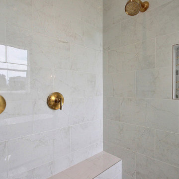 L-Shaped Home : Master Suite