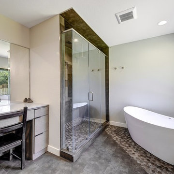 Master Bathroom Suite