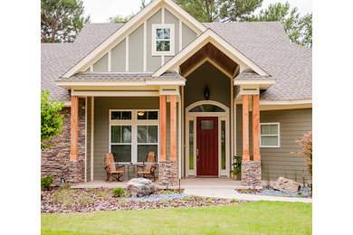 Example of a mountain style exterior home design in Atlanta