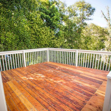Wood Deck Refinishing
