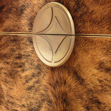 LUXE LODGE - Master Dressing Room - Detail