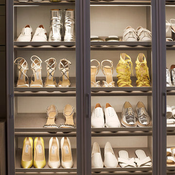 Fashionista Walk-in Closet