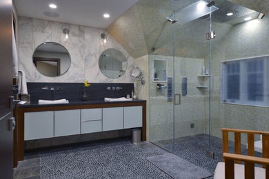 Inspiration for a bathroom remodel in New York