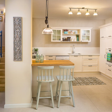 Shabby chic polymer kitchen cabinet