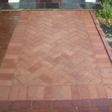 Fredericksburg Brick Walkway