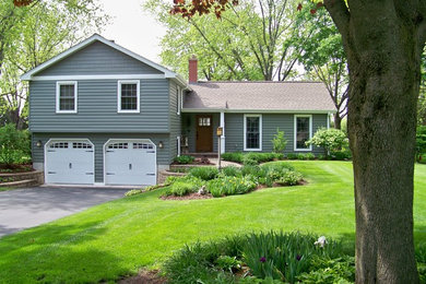 Traditional exterior home idea in Chicago