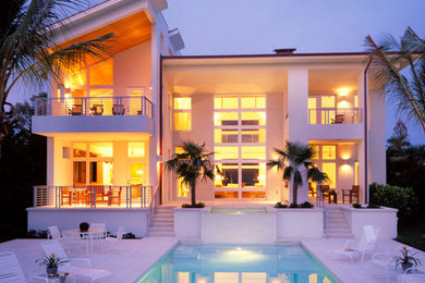 Inspiration for a contemporary exterior home remodel in Miami