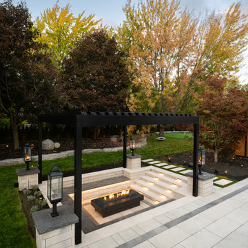 Modern Aluminum Pergola & Sunken Fire Lounge