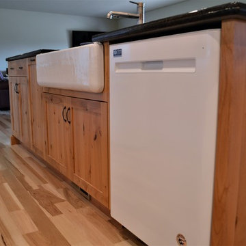 Knotty Alder Shaker Kitchen