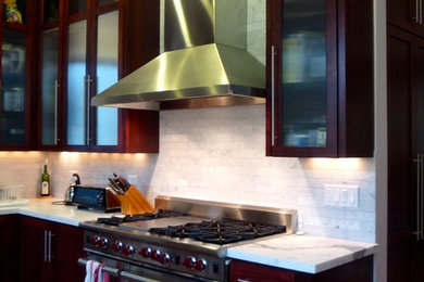 Example of an eclectic kitchen design in San Francisco